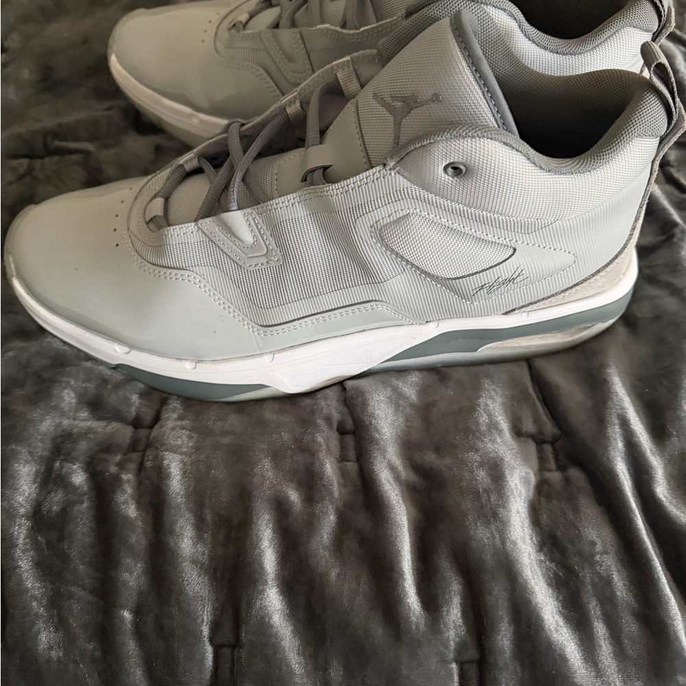 Nike Flight Gray Sneakers
